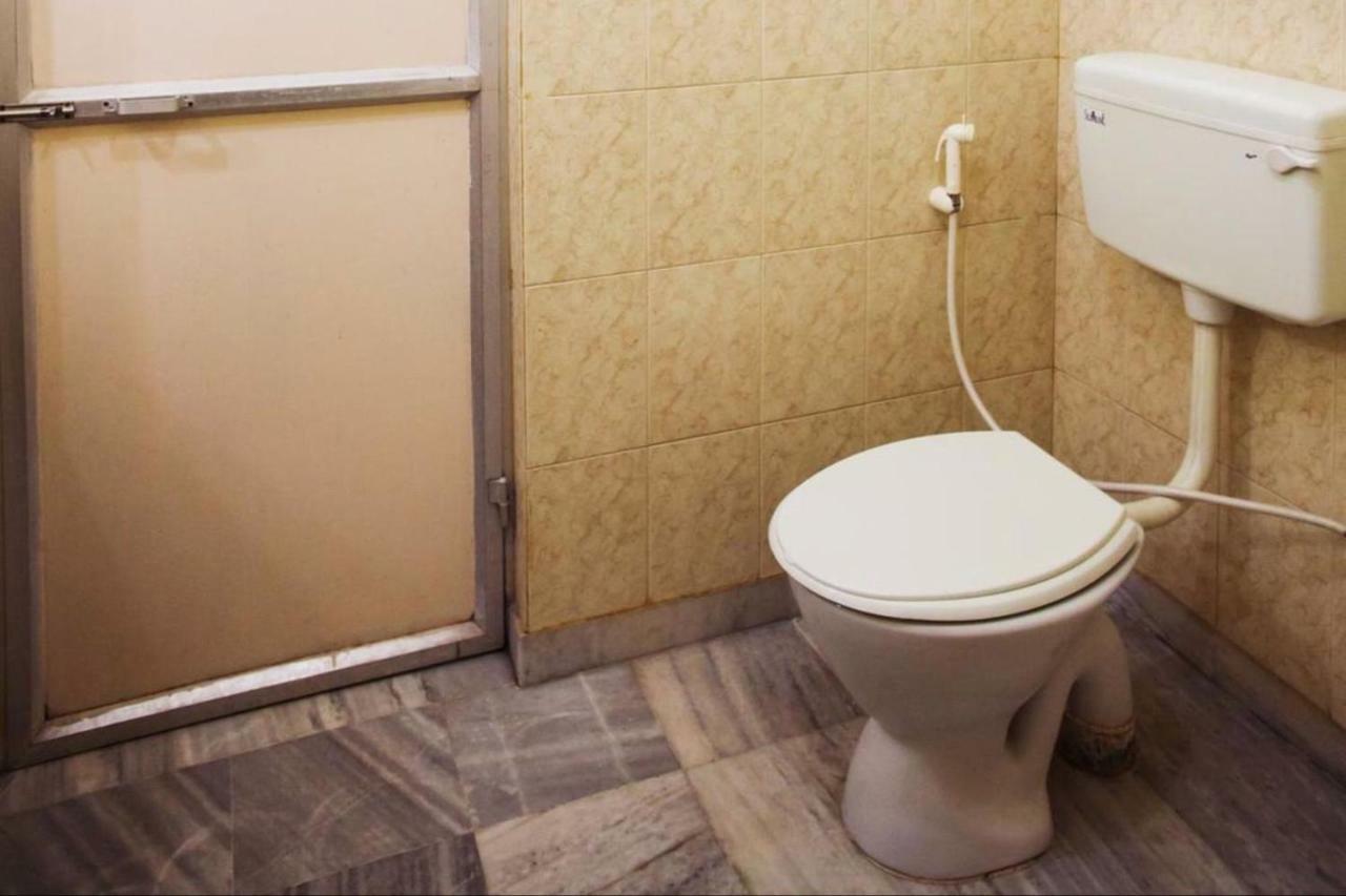 Hotel Lee Garden Пури Экстерьер фото